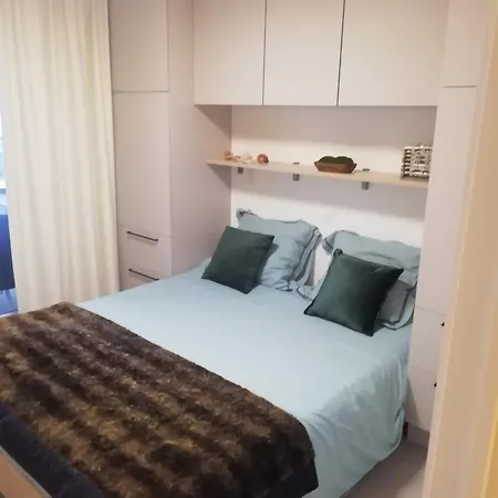 Sailors Park Zephir Apartament *